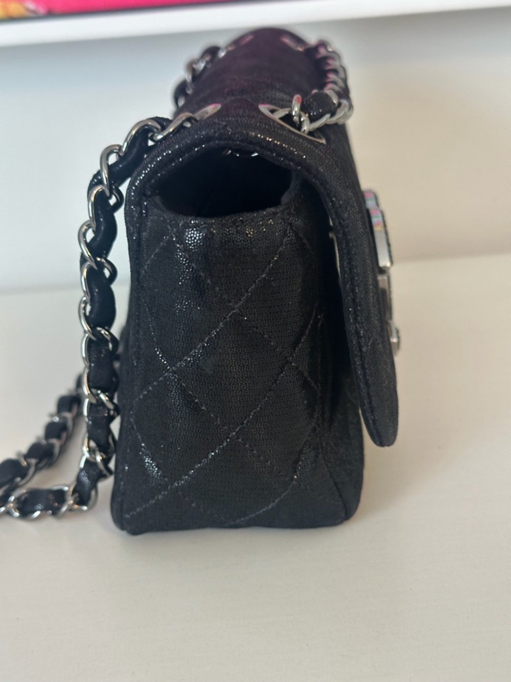 Chanel Quilted CC Crystal Black Leather Shoulder Bag with Chain Strap - Picture 4 of 16